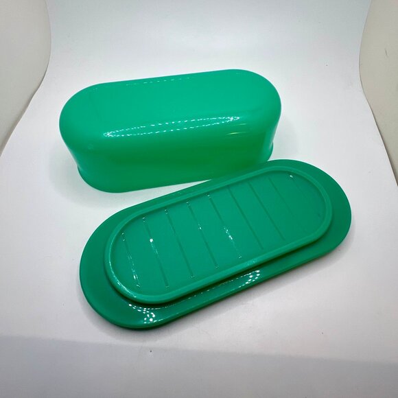 Tupperware Green Butter Dish - 5080A - Picture 3 of 4